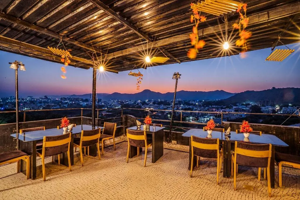 Tripli Udaipur Hotel