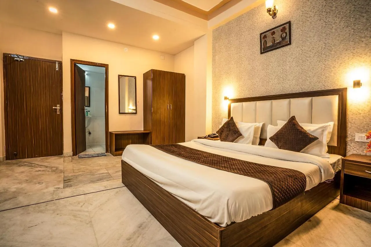 Tripli Udaipur Hotel